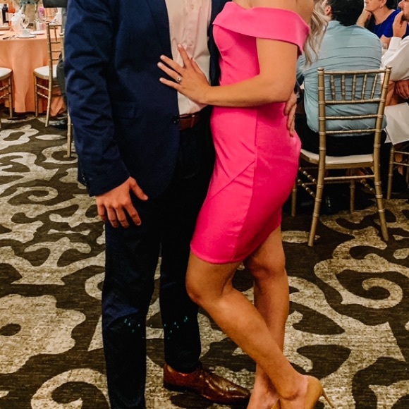 Hot pink Midi dress - Picture 1 of 4